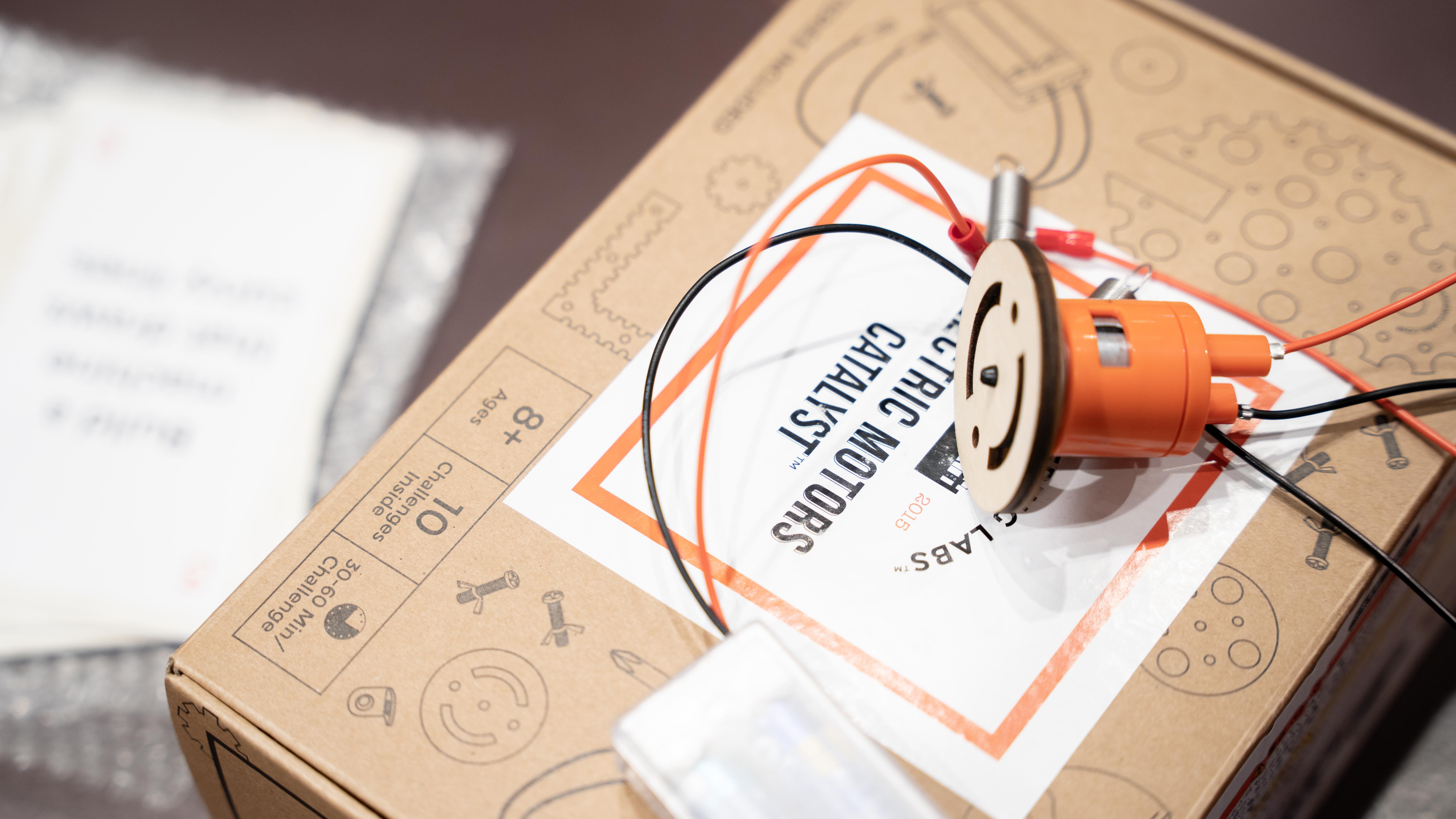 TINKERING LABS